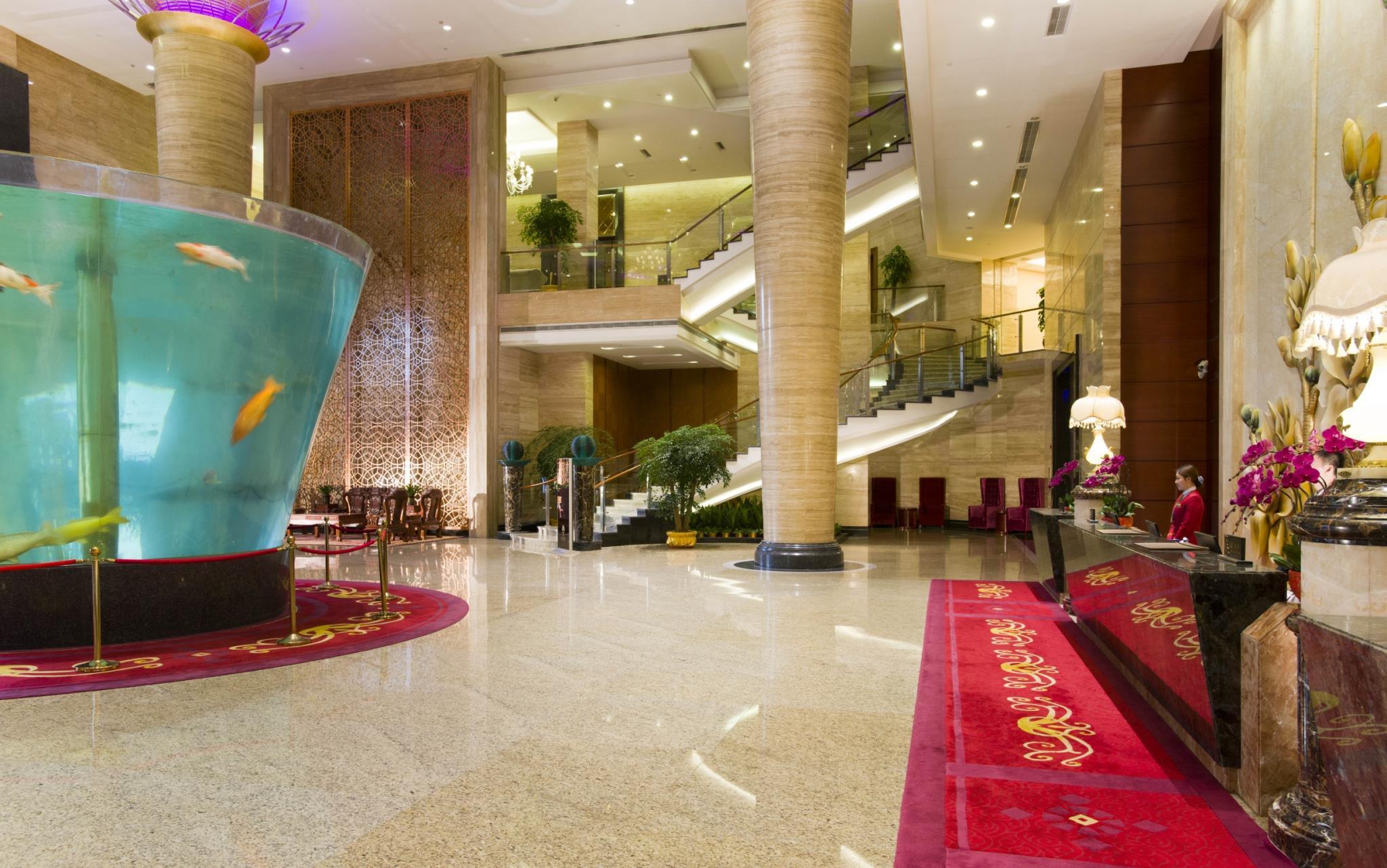 Dongguan Huilihua Hotel Exterior photo